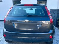 Gebraucht Ford Fiesta 70 PS (51 kW) 2006 Andere farben Kleinwagen