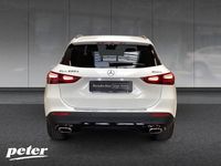 Gebraucht Mercedes GLA220 Night 190 PS (139 kW) 2026 Unilack polarweiß SUV