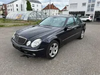 Używany Mercedes E320 Classic 204 KM (150 kW) 2004 Niebieski Sedan/Limuzyna