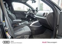Neu Audi Q2 S-Line 150 PS (110 kW) 2025 Daytonagrau perleffekt SUV