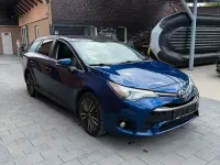 Gebraucht Toyota Avensis Edition-S 143 PS (105 kW) 2018 Blau Kombi