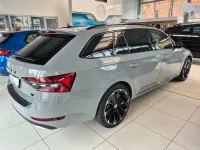 Gebraucht Skoda Superb SportLine 156 PS (114 kW) 2020 Grau Kombi
