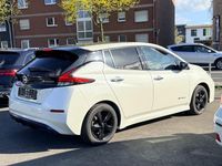 Gebraucht Nissan Leaf N-Connecta 110 kW (150 PS) 2018 Weiß Kleinwagen