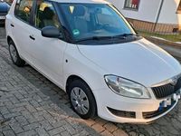 Gebraucht Skoda Fabia 75 PS (55 kW) 2014 Weiß Limousine