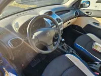Gebraucht Peugeot 206 Filou 60 PS (44 kW) 2005 Farbe blau santorin/deckende l Limousine