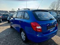 Gebraucht Skoda Fabia 60 PS (44 kW) 2009 Blau Kleinwagen