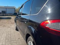 Używany Ford S-MAX S 140 KM (102 kW) 2014 Czarny Minivan