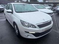 Gebraucht Peugeot 308 Active 116 PS (85 kW) 2014 Weiss perlglänzend/met Kombi