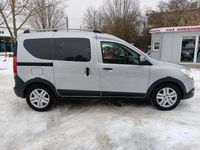 Gebraucht Dacia Dokker Stepway 95 PS (69 kW) 2019 Silber Van / Kleinbus