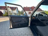 Gebraucht Mercedes 240 72 PS (52 kW) 1981 Gold Limousine