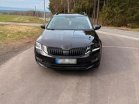 Second-hand Skoda Octavia Ambition 150 CP (110 kW) 2019 Negru Break