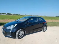 Gebraucht Kia Rio Start 84 PS (61 kW) 2016 Schwarz Kleinwagen