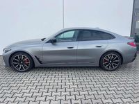 Gebraucht BMW 440 374 PS (275 kW) 2024 Frozen pure grey ii metallic Coupé