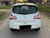Gebraucht Renault Twingo Expression 75 PS (55 kW) 2014 Weiß Kleinwagen