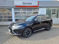 Gebraucht Mitsubishi Outlander P-HEV Top 121 PS (88 kW) 2016 Schwarz SUV