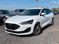 Gebraucht Ford Focus Titanium 116 PS (85 kW) 2023 Frozen white Kombi