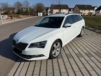 Gebraucht Skoda Superb 190 PS (139 kW) 2017 Weiß Kombi