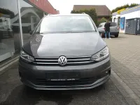 Używany VW Touran Join 116 KM (85 kW) 2018 Szary Minivan