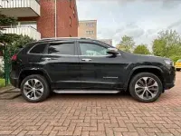 Gebraucht Jeep Cherokee Overland 195 PS (143 kW) 2019 Schwarz SUV