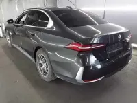 Gebraucht BMW 520 Performance 208 PS (152 kW) 2024 Grau Limousine