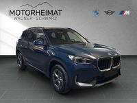 Neu BMW X1 170 PS (125 kW) 2025 Night dusk blue SUV