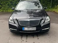 Gebraucht Mercedes E220 170 PS (125 kW) 2012 Schwarz Kombi