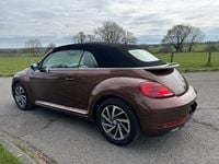 Gebraucht VW Beetle Design 150 PS (110 kW) 2018 Braun Kleinwagen