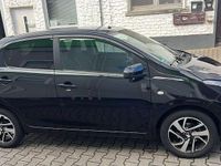 Gebraucht Peugeot 108 69 PS (50 kW) 2016 Metallicschwarze lackierung Kleinwagen