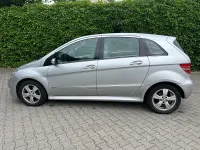 Gebraucht Mercedes B180 109 PS (80 kW) 2005 Grau Van / Kleinbus