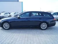 Gebraucht Mercedes E200 160 PS (117 kW) 2020 Blau Limousine