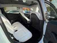gebraucht Tesla Model Y / Long Range 2022 / Weiße Sitze