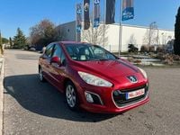 Gebraucht Peugeot 308 Active 120 PS (88 kW) 2011 Rot Kombi