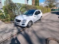 Gebraucht Mercedes ML320 220 PS (161 kW) 2005 Weiß SUV
