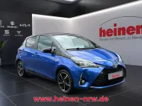 Gebraucht Toyota Yaris Hybrid Style 75 PS (55 kW) 2018 Blau Limousine