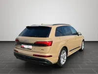 Gebraucht Audi Q7 Ambiente 340 PS (250 kW) 2025 Sakhirgold metallic (metallic) SUV