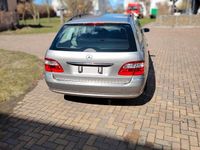 Gebraucht Mercedes E320 Elegance 225 PS (165 kW) 2003 Gold Kombi