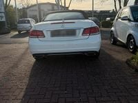 Gebraucht Mercedes E200 AMG 184 PS (135 kW) 2014 Weiß Cabrio