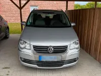 Gebraucht VW Touran 140 PS (102 kW) 2007 Silber Van / Kleinbus