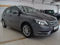 Gebraucht Mercedes B180 122 PS (89 kW) 2013 Grau Kleinwagen