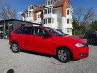 Gebraucht Skoda Rapid 105 PS (77 kW) 2015 Rot Kleinwagen