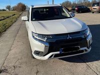 Gebraucht Mitsubishi Outlander P-HEV Spirit 224 PS (164 kW) 2021 Weiß SUV