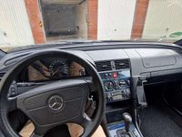 Gebraucht Mercedes 180 122 PS (89 kW) 1999 Limousine