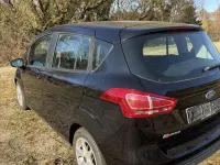 Używany Ford B-MAX Trend 101 KM (74 kW) 2015 Czarny Minivan