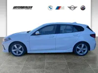 Gebraucht BMW 118 Performance 136 PS (100 kW) 2023 Alpinweiß uni Limousine