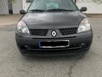 Second-hand Renault Clio II Expression 75 CP (55 kW) 2003 Negru Berlinǎ