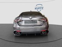 Neu Alfa Romeo Giulia Quadrifoglio 520 PS (382 kW) 2025 Grigio vesuvio Limousine