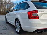 Gebraucht Skoda Octavia RS 184 PS (135 kW) 2014 Weiß Kleinwagen