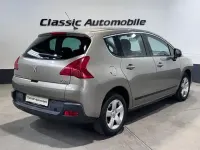 Gebraucht Peugeot 3008 Premium 156 PS (114 kW) 2011 Grau Kombi