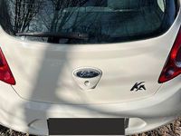 Gebraucht Ford Ka 69 PS (50 kW) 2010 Weiß Kleinwagen
