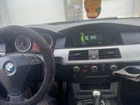 Gebraucht BMW 525 195 PS (143 kW) 2005 Schwarz Kombi